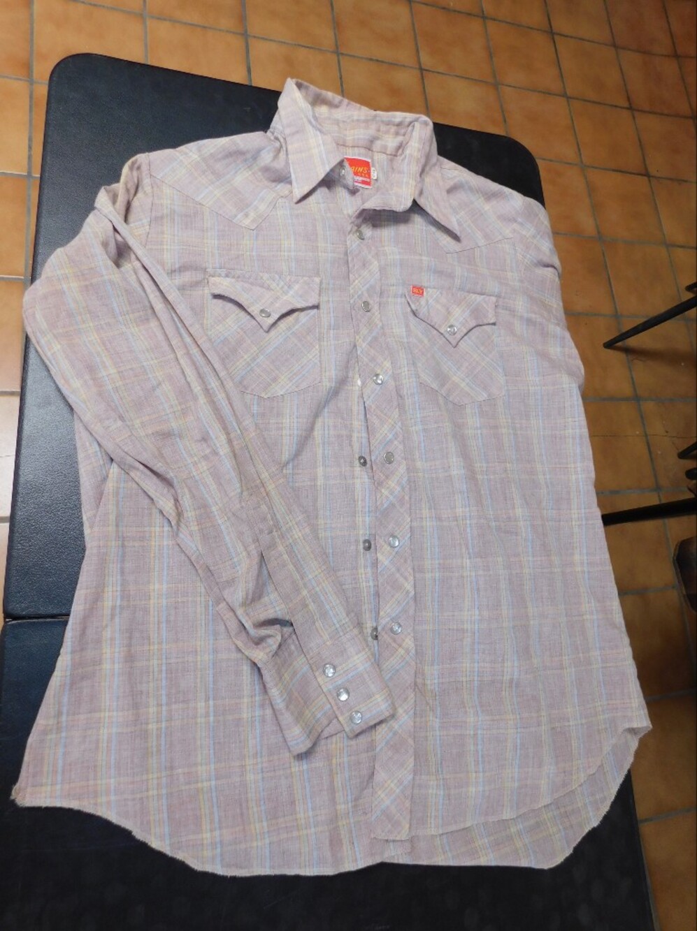VINTAGE - Men's Plaid Button-Up Western Shirt